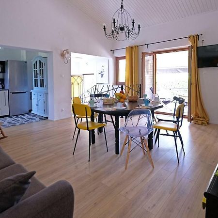 Holiday Home Kipo I Lunja メドゥリン エクステリア 写真