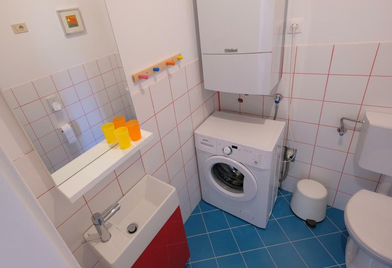 Holiday Home Kipo I Lunja メドゥリン エクステリア 写真