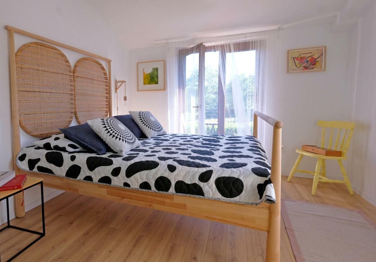 Holiday Home Kipo I Lunja メドゥリン エクステリア 写真